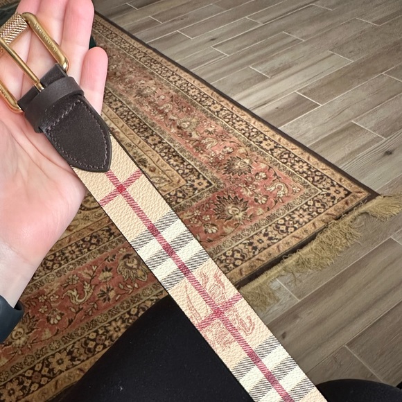 Burberry belt - Picture 4 of 5